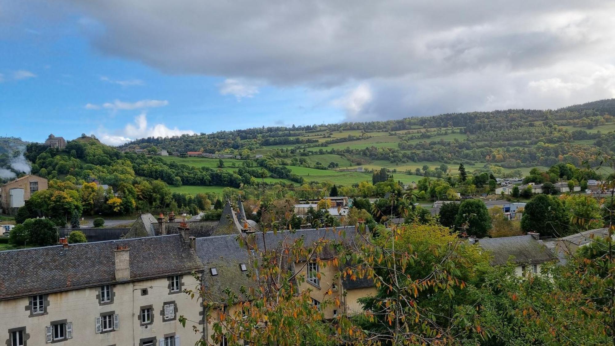 Bed and Breakfast Relais Des Castors Murat  Exterior foto