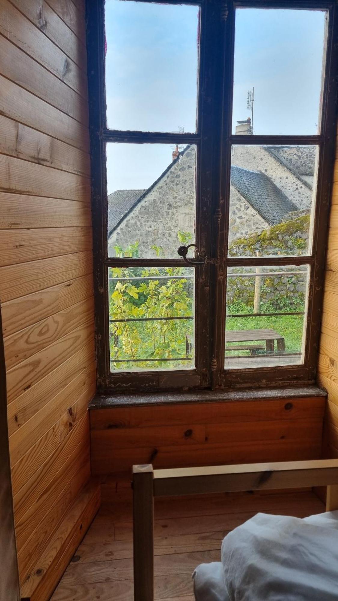 Bed and Breakfast Relais Des Castors Murat  Exterior foto