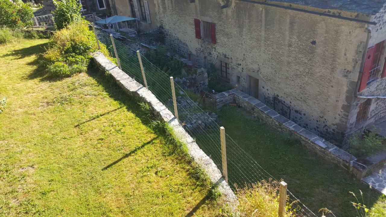 Bed and Breakfast Relais Des Castors Murat  Exterior foto