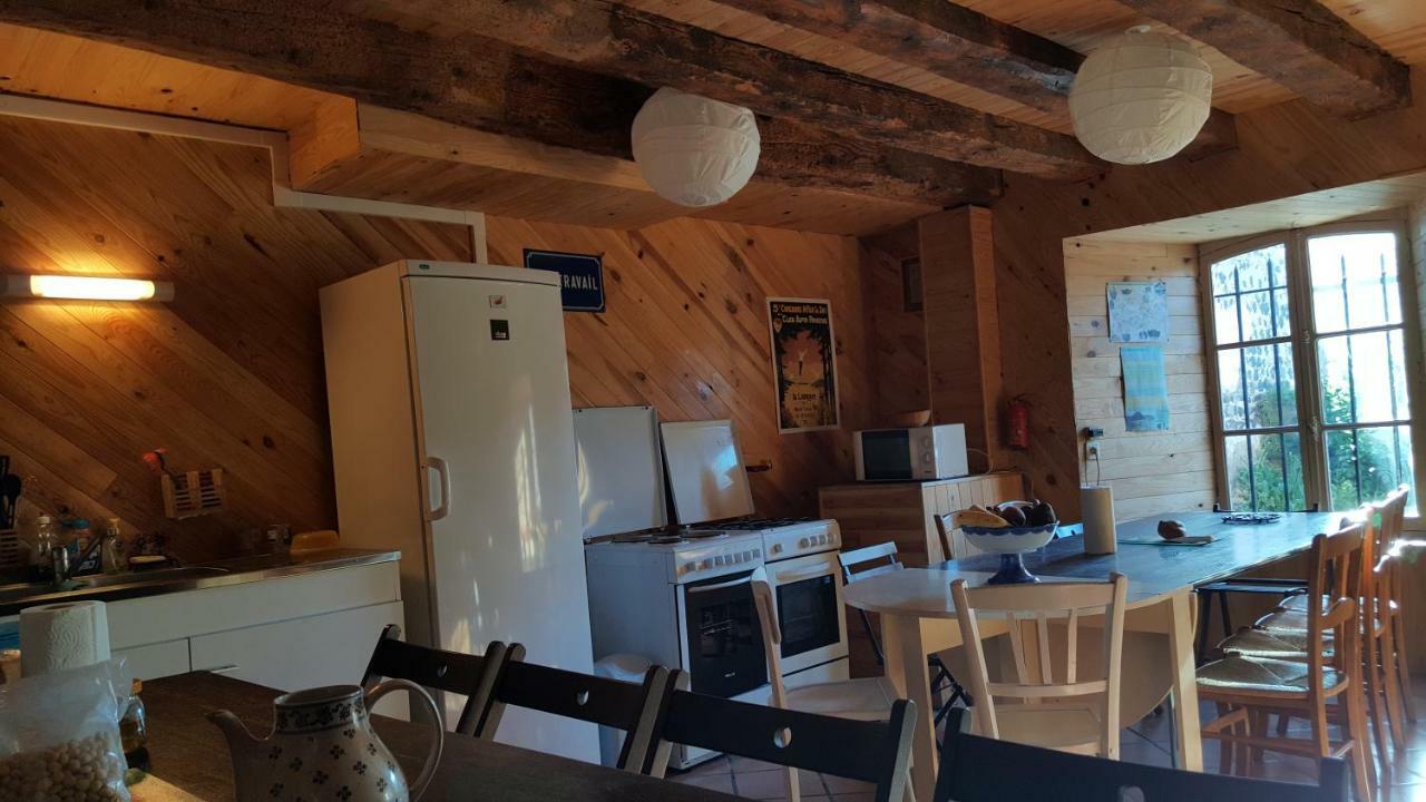 Bed and Breakfast Relais Des Castors Murat  Exterior foto