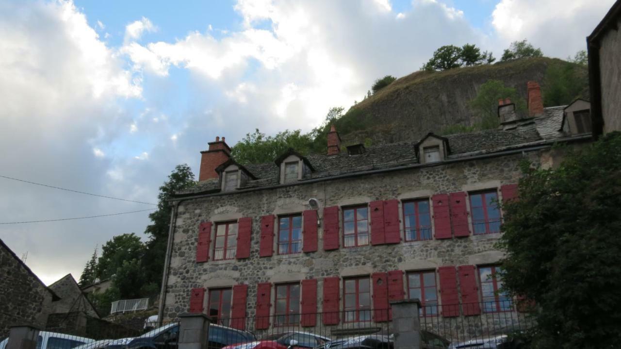 Bed and Breakfast Relais Des Castors Murat  Exterior foto