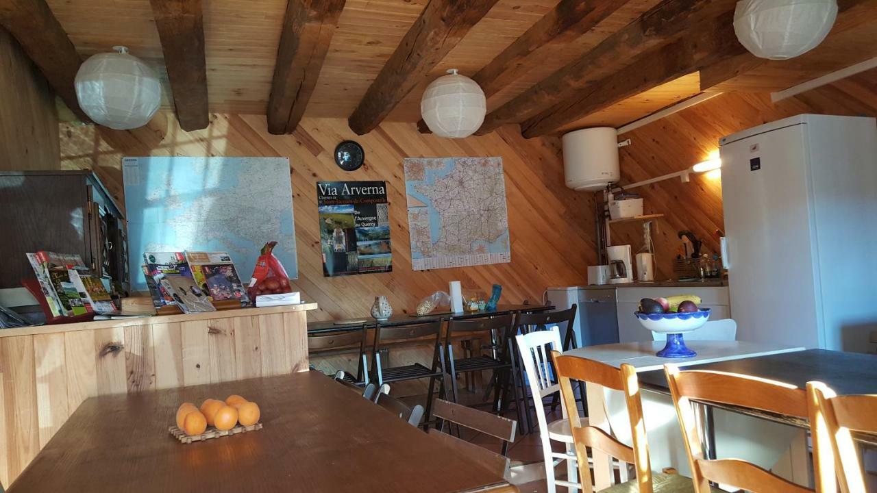 Bed and Breakfast Relais Des Castors Murat  Exterior foto